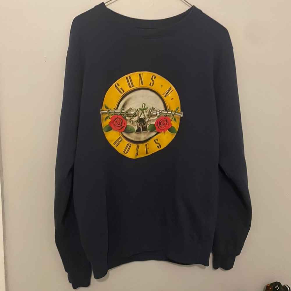 Guns N Roses sweat shirt size small